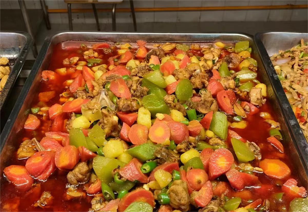 成都华夏旅游商务学校 (13)