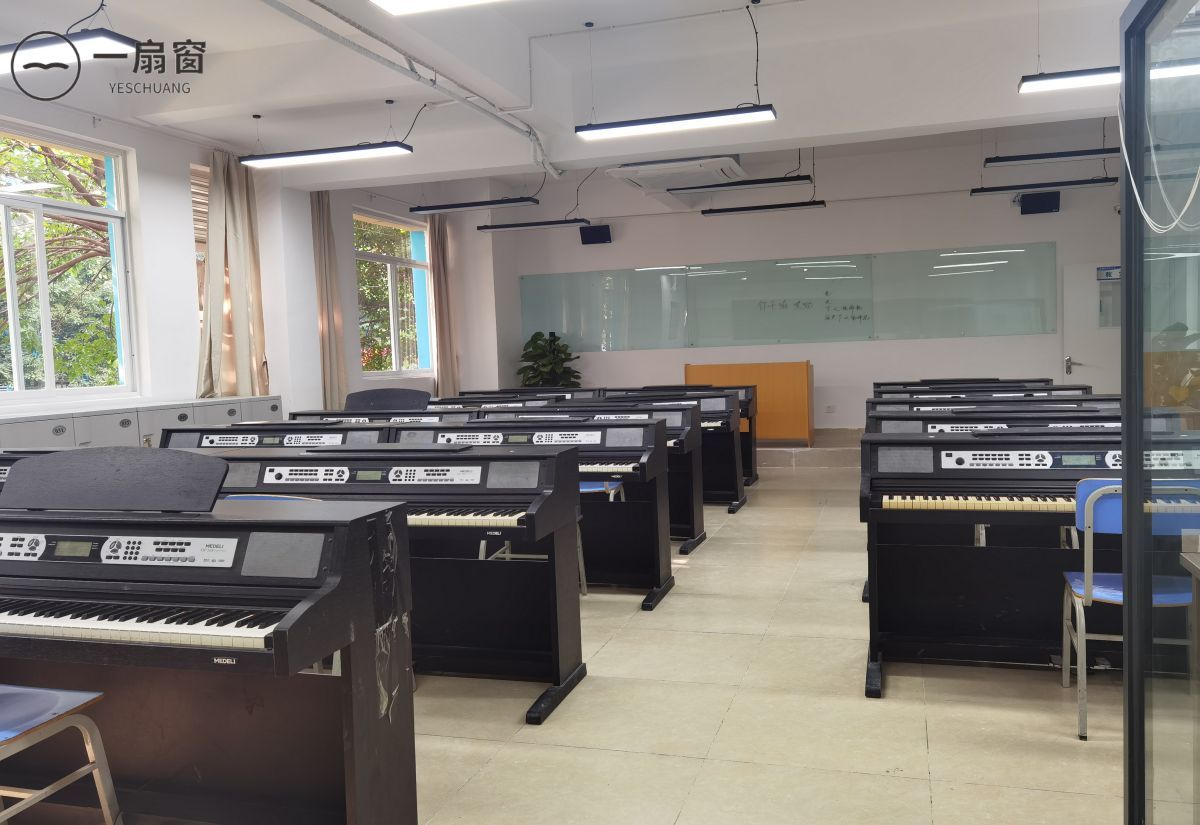 成都城市建设技工学校 (17)