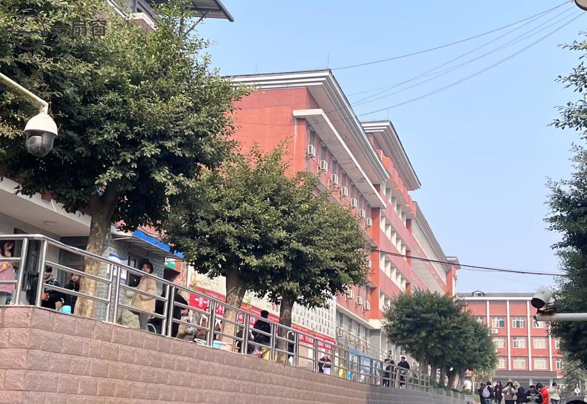 广安市广一外职业高中学校 (5)