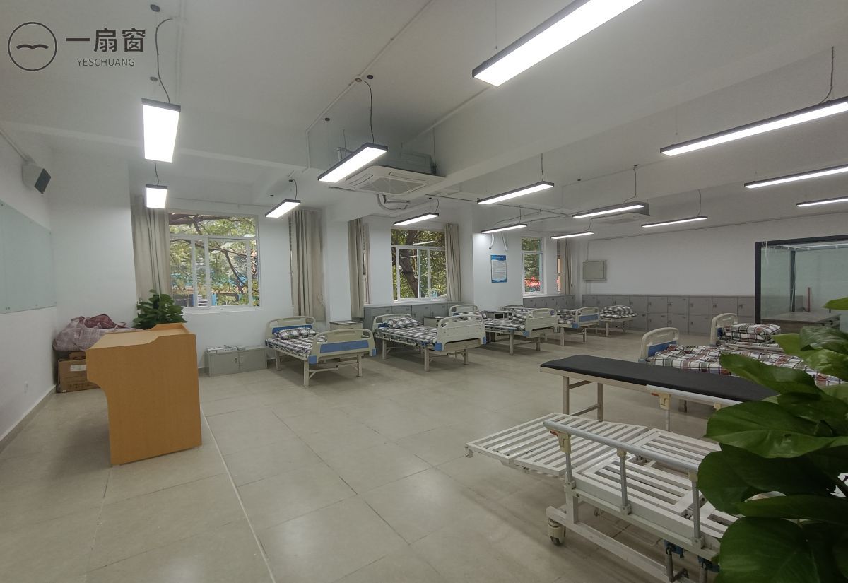 成都城市建设技工学校 (12)