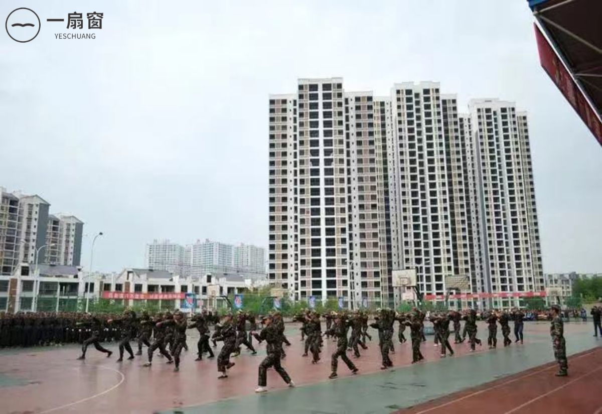 四川省盐亭县职业技术学校 (4)