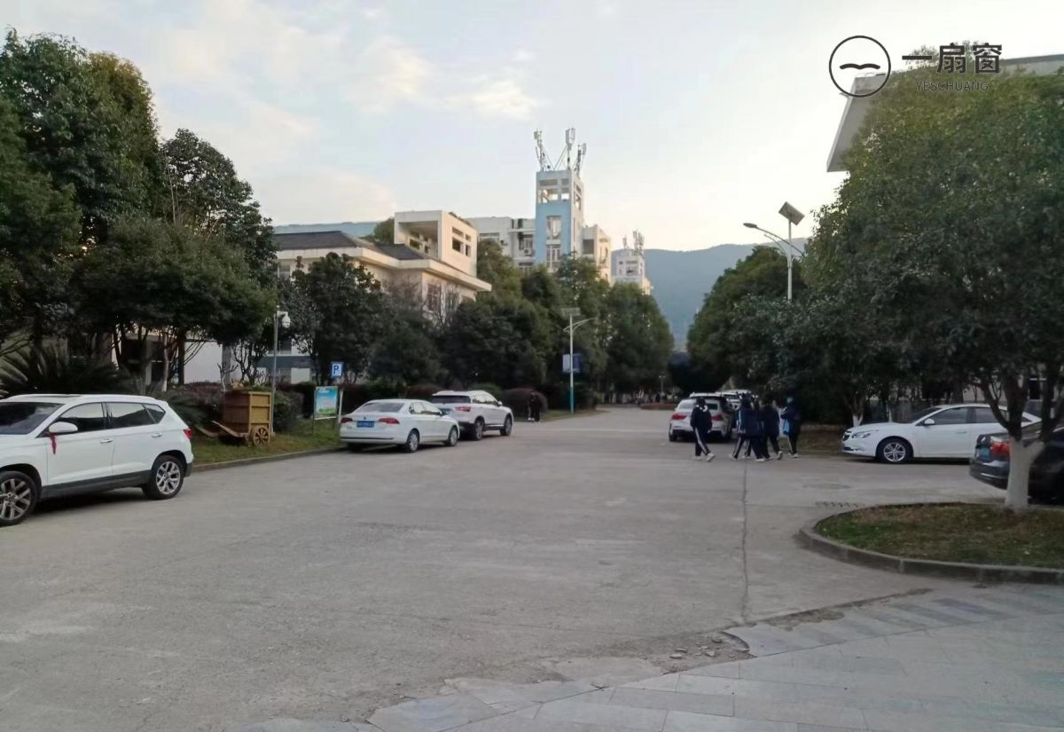 四川省广元市职业高级中学校 (6)