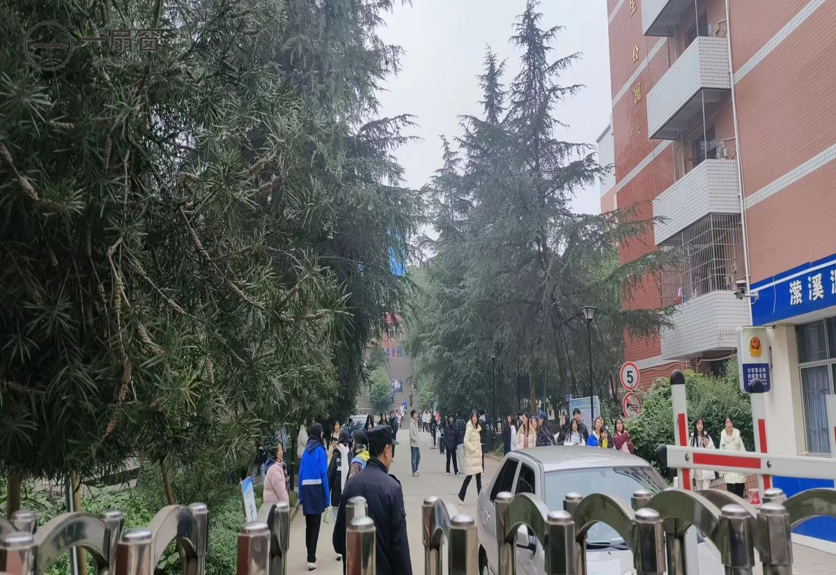 四川省南充卫生学校 (4)