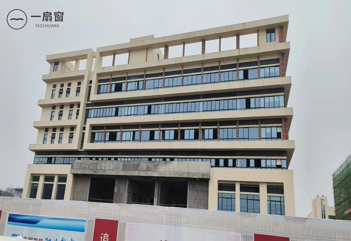 四川省蓬溪县中等职业技术学校 (1)